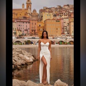 Alamour The Label Strapless Cream Gown